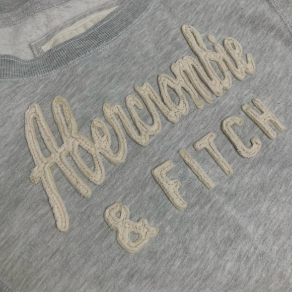 Abercrombie & Fitch sweatshirt - Picture 2 of 6